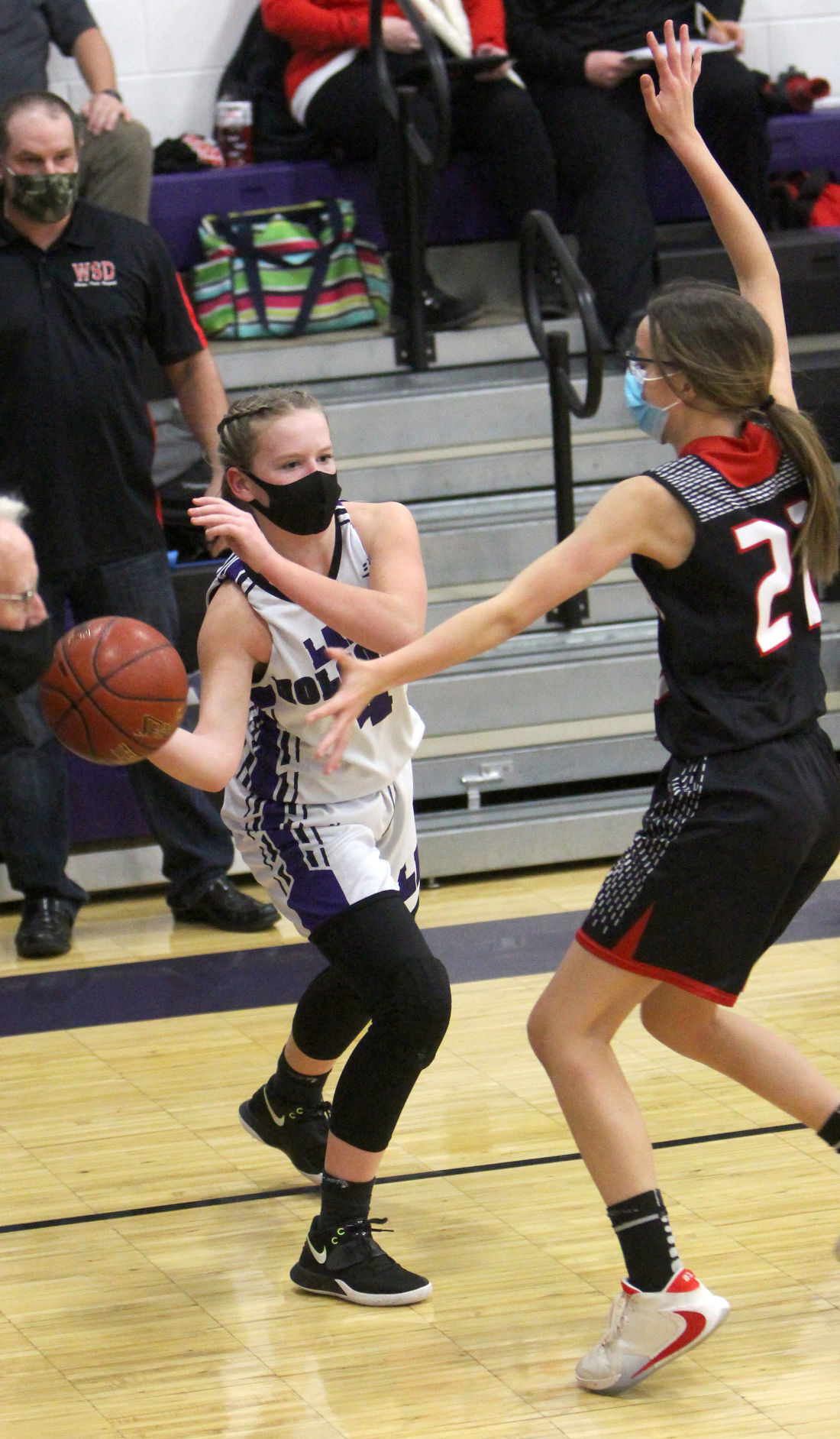 Winter at Lake Holcombe girls basketball 1-5-21